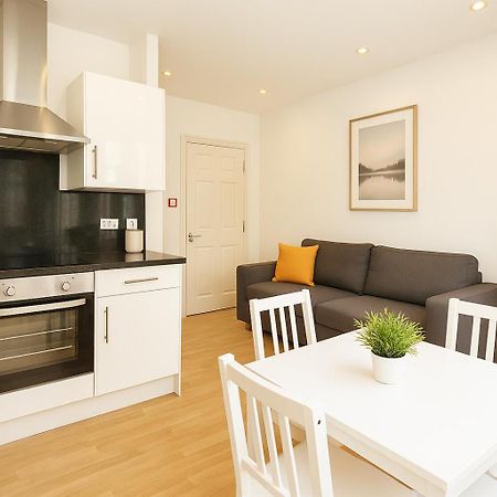 Bute Park Apartment W/ Heating + Private Bathroom 卡迪夫 外观 照片