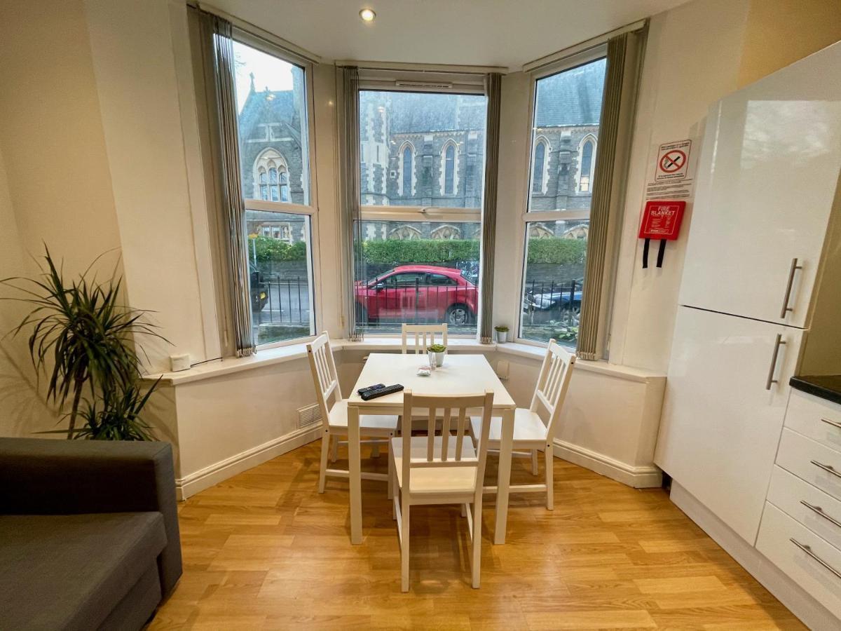 Bute Park Apartment W/ Heating + Private Bathroom 卡迪夫 外观 照片